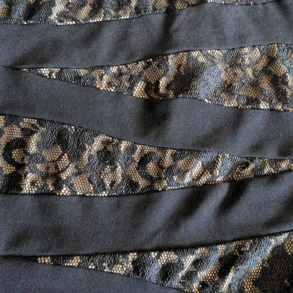 *SOLD*Torrid Black & Nude Lace Layered Bodycon Mini Dress - Picture 5 of 15